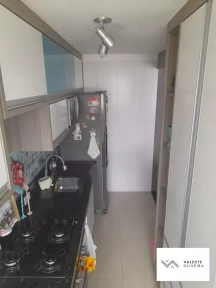 Apartamento à venda com 2 quartos, 47m² - Foto 3