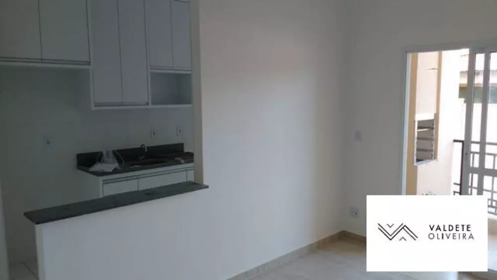 Apartamento à venda com 2 quartos, 62m² - Foto 3