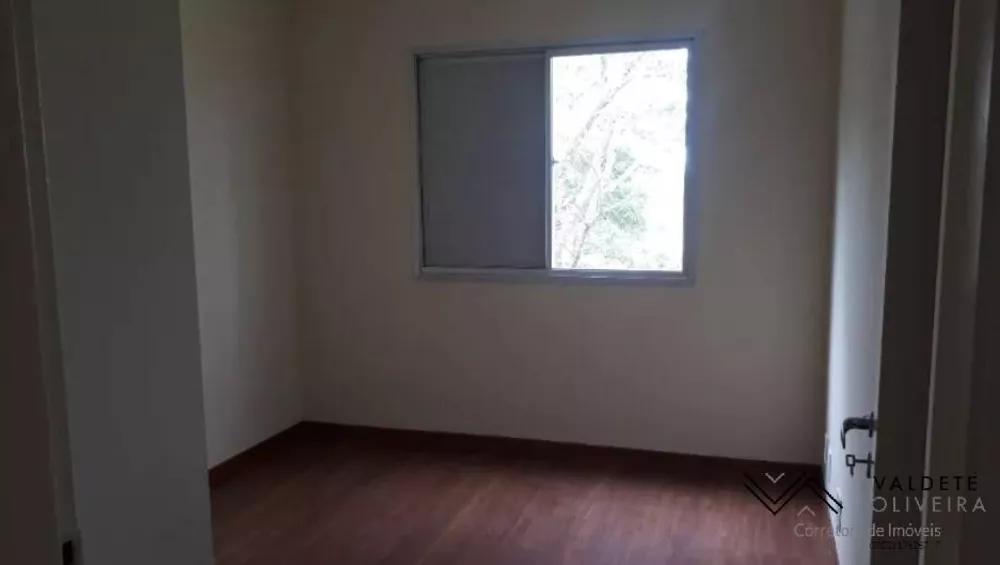 Apartamento à venda com 2 quartos, 62m² - Foto 2