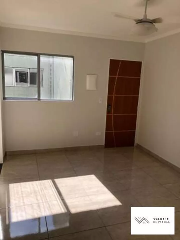 Apartamento à venda com 2 quartos, 50m² - Foto 3