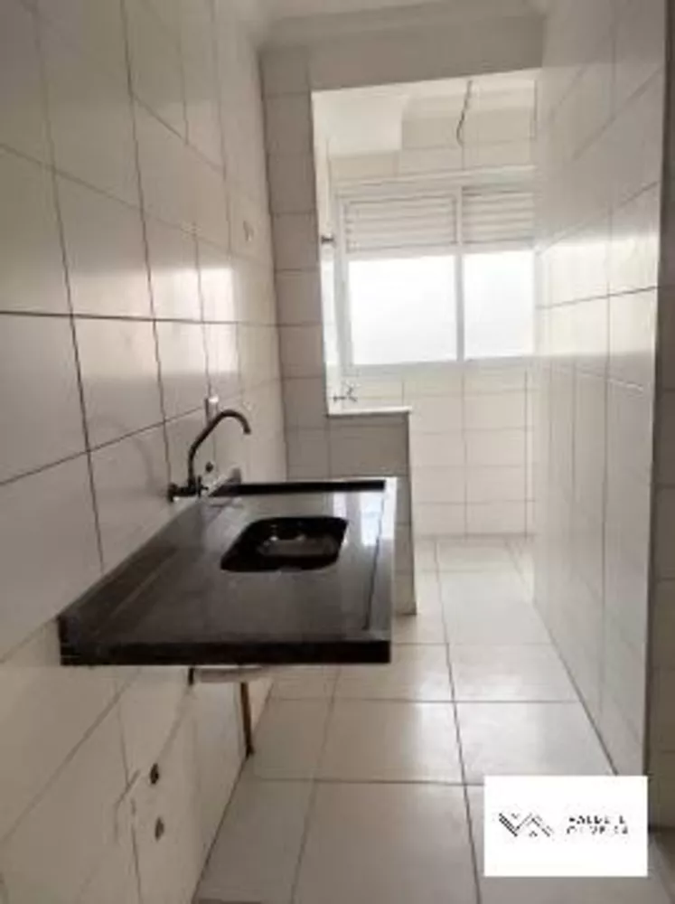 Apartamento à venda com 3 quartos, 82m² - Foto 3