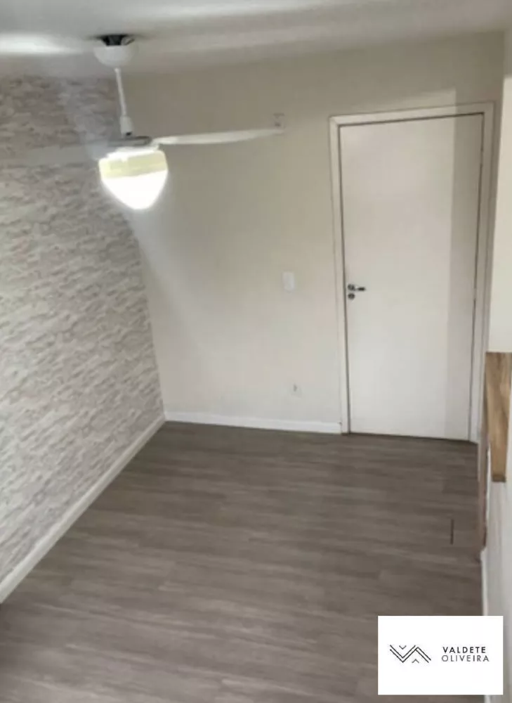 Apartamento à venda com 2 quartos, 60m² - Foto 1