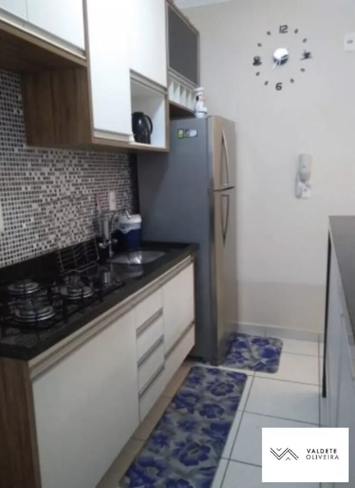 Apartamento à venda com 2 quartos, 44m² - Foto 4