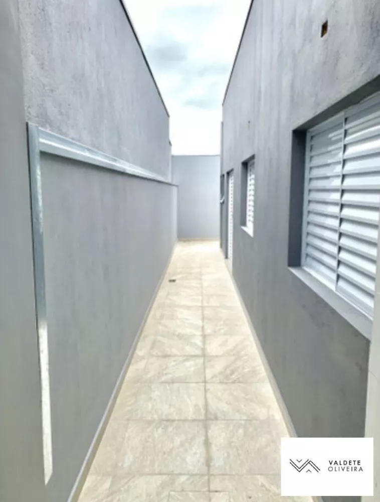 Casa à venda com 3 quartos, 94m² - Foto 4