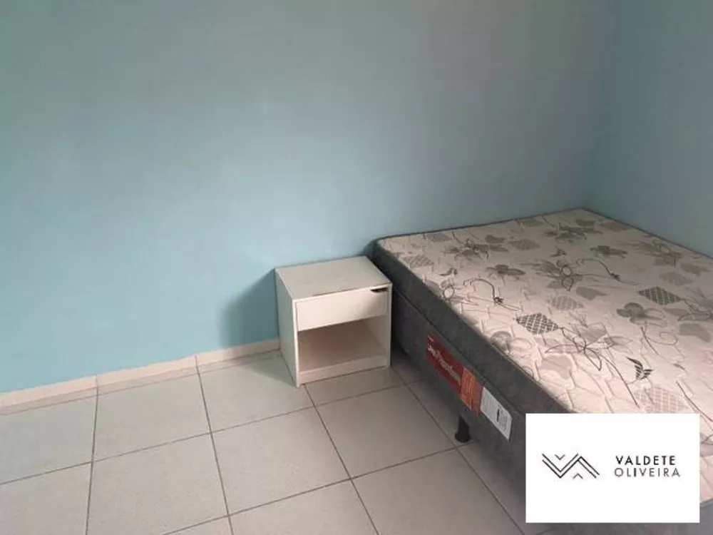 Apartamento à venda com 1 quarto, 45m² - Foto 2