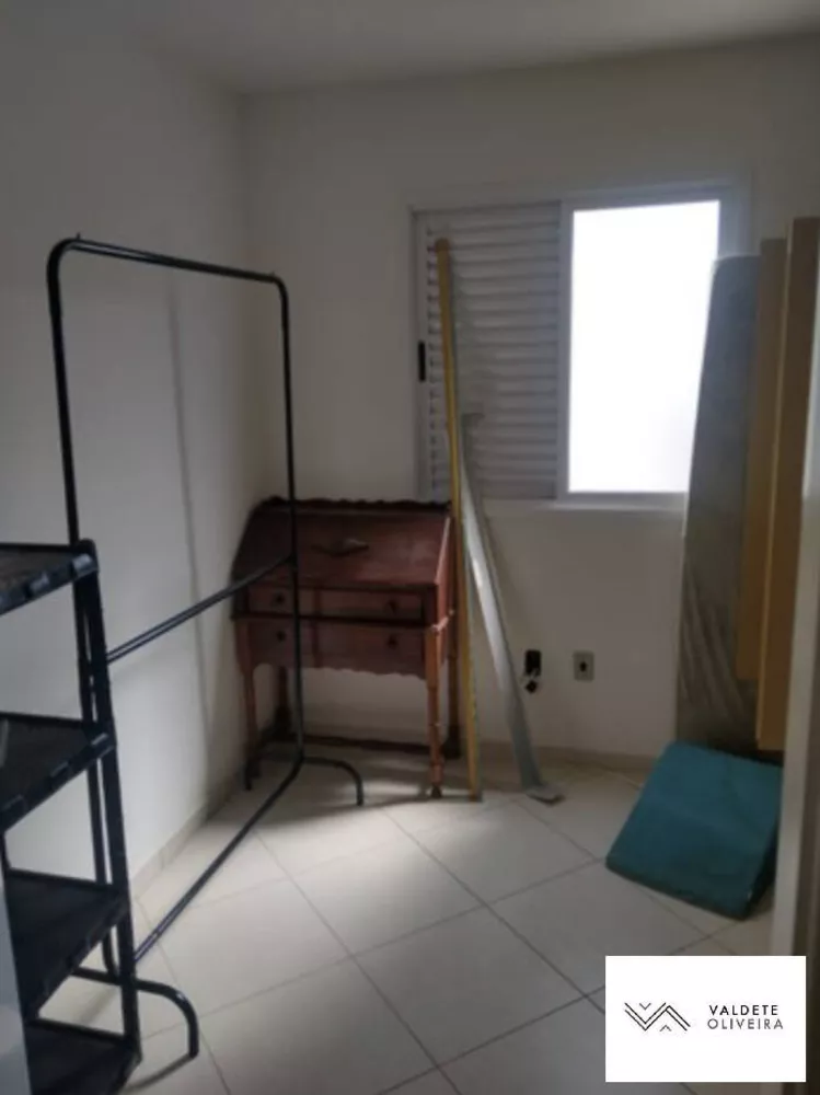 Apartamento para alugar com 2 quartos, 65m² - Foto 4