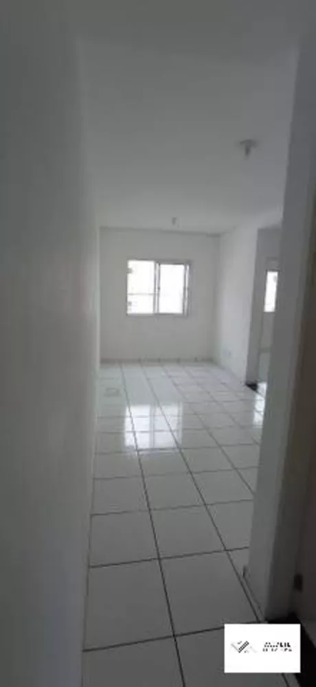 Apartamento à venda com 2 quartos, 48m² - Foto 2