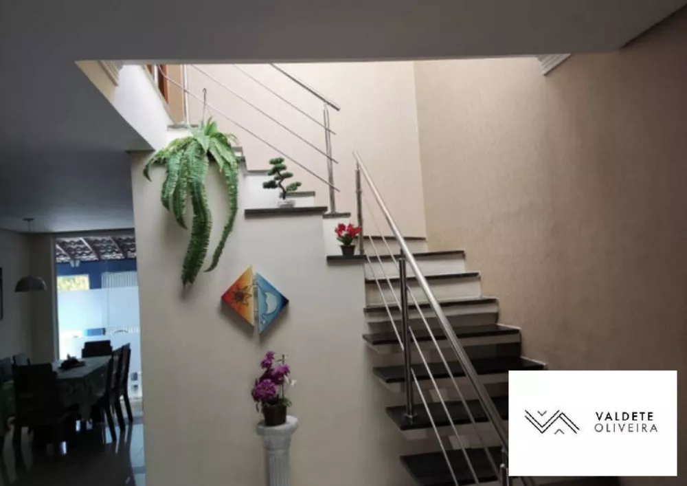 Casa à venda com 3 quartos, 134m² - Foto 4