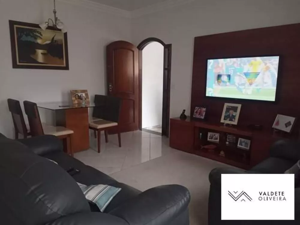 Casa à venda com 2 quartos, 150m² - Foto 1