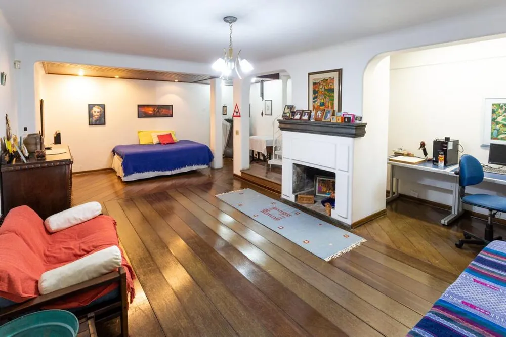 Casa, 3 quartos, 200 m² - Foto 1