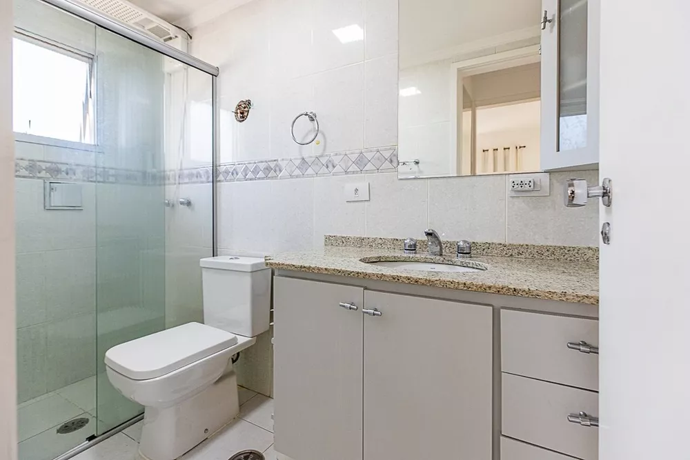 Apartamento à venda com 2 quartos, 67m² - Foto 2