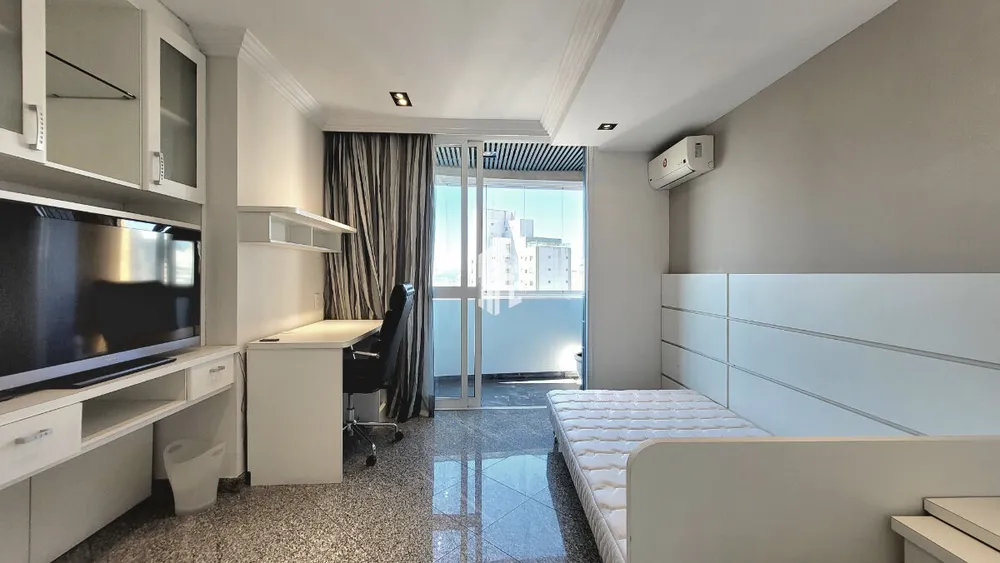 Apartamento, 3 quartos, 296 m² - Foto 4