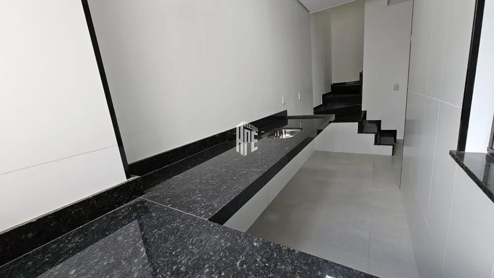 Cobertura, 3 quartos, 140 m² - Foto 2