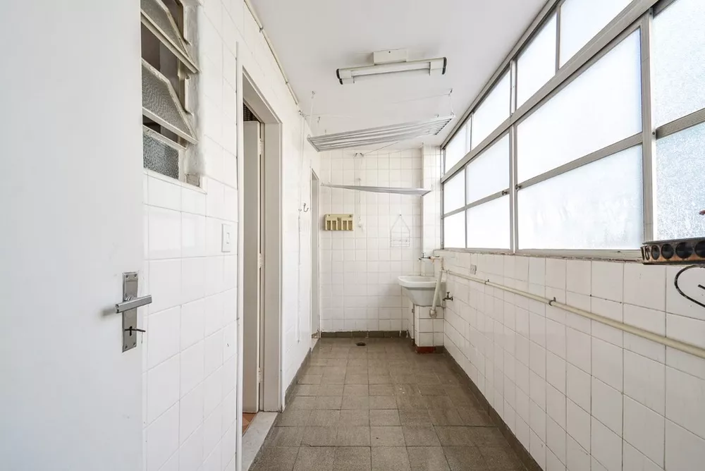 Apartamento à venda com 3 quartos, 160m² - Foto 6