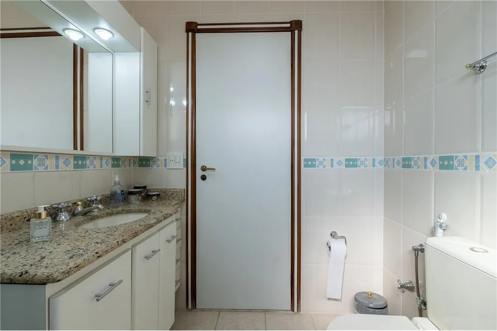 Apartamento, 4 quartos, 214 m² - Foto 1