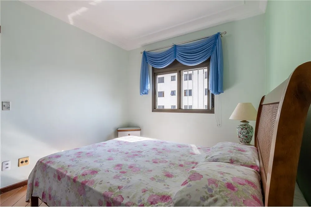 Apartamento, 4 quartos, 214 m² - Foto 2
