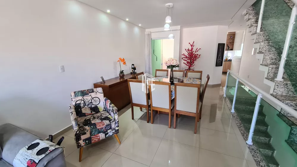 Casa à venda com 3 quartos, 199m² - Foto 5