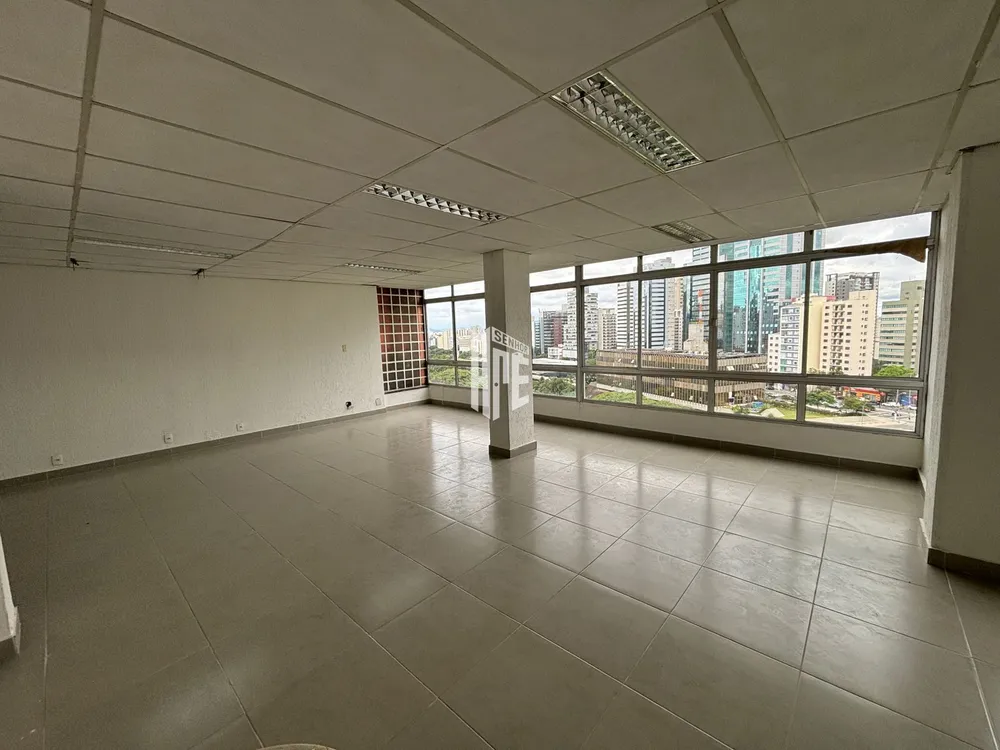 Sala-Conjunto, 195 m² - Foto 1
