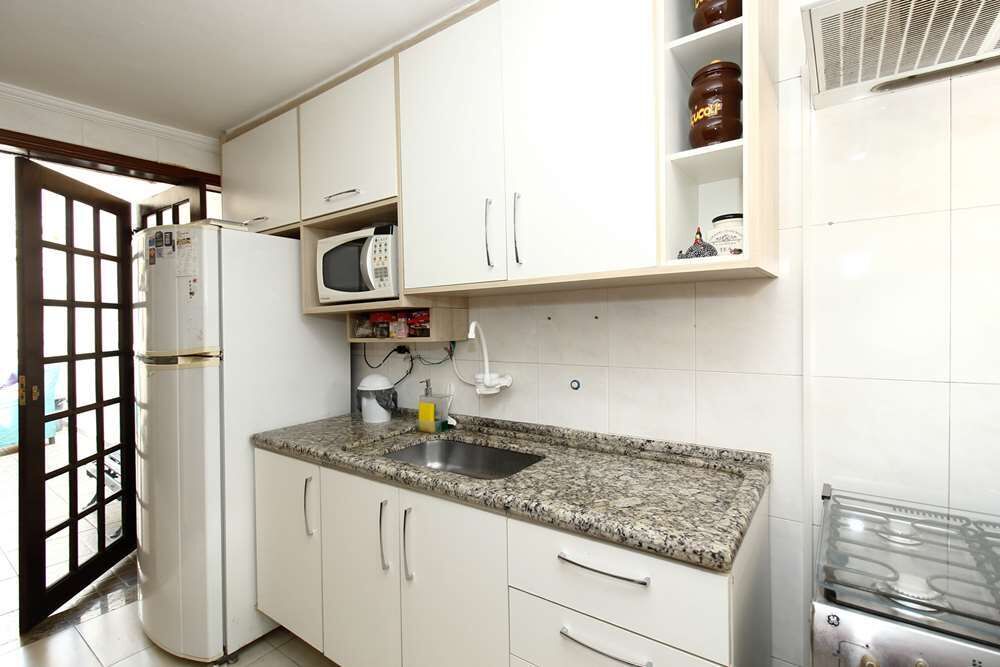 Casa à venda com 2 quartos, 94m² - Foto 4
