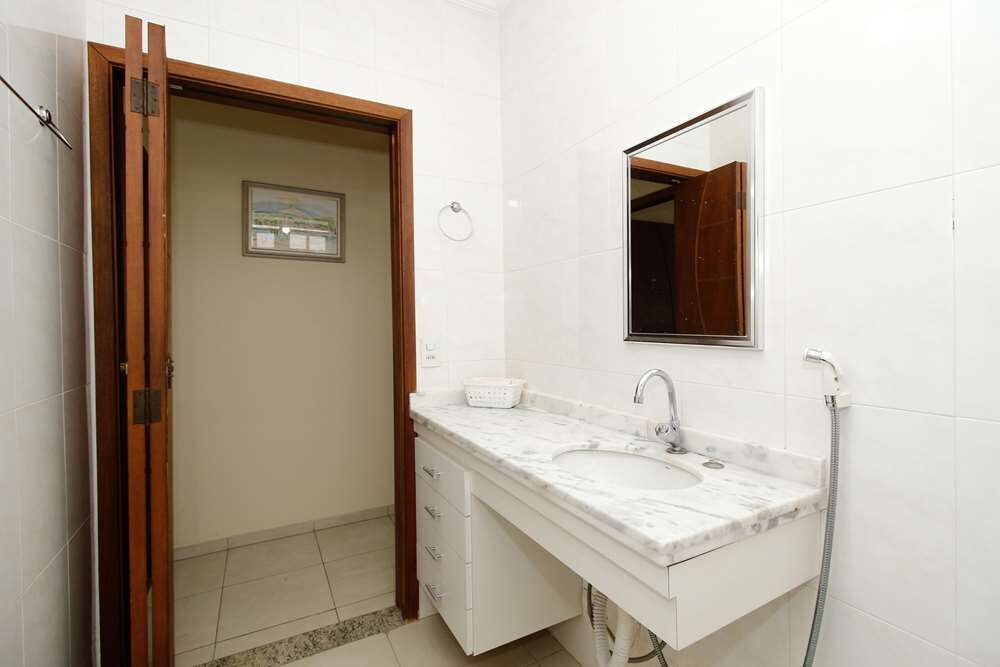 Casa à venda com 2 quartos, 94m² - Foto 3