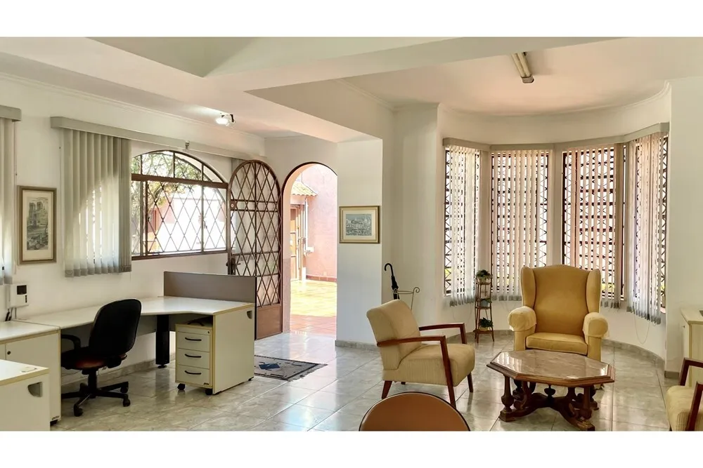 Casa, 3 quartos, 265 m² - Foto 2