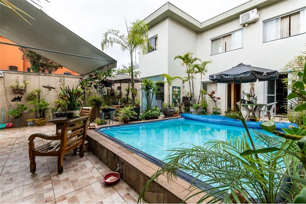 Casa, 4 quartos, 267 m² - Foto 2