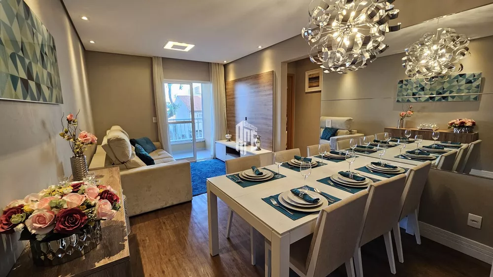 Apartamento à venda com 2 quartos, 64m² - Foto 2