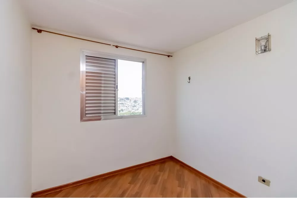 Apartamento à venda com 2 quartos, 68m² - Foto 2