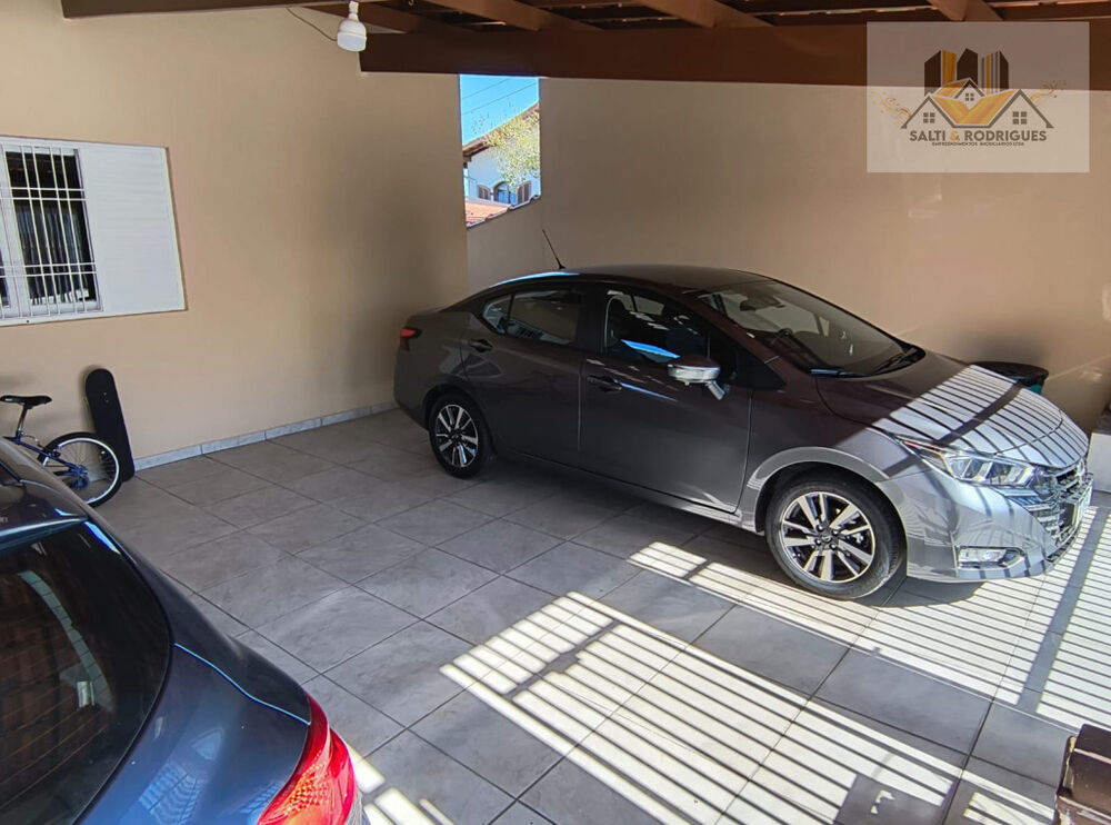 Casa à venda com 3 quartos, 220m² - Foto 11
