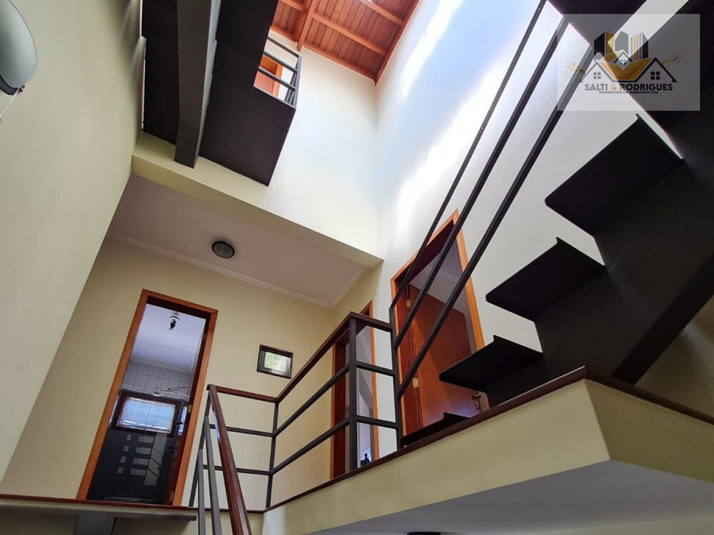 Casa, 4 quartos, 210 m² - Foto 2