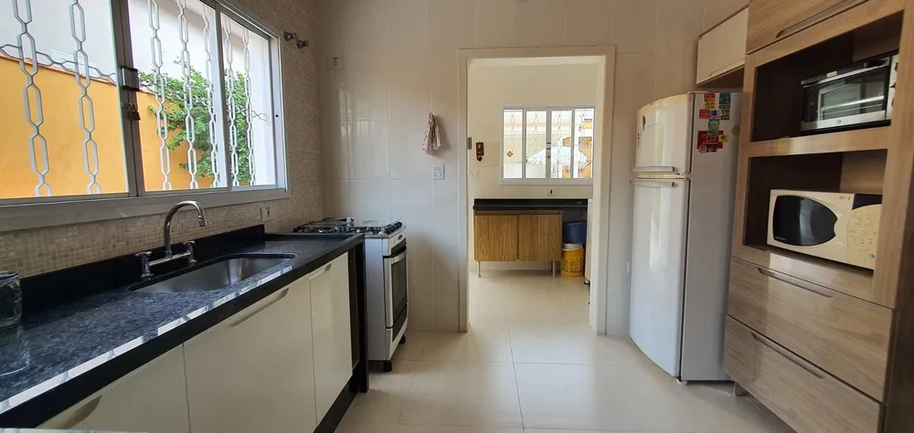 Casa, 4 quartos, 200 m² - Foto 3
