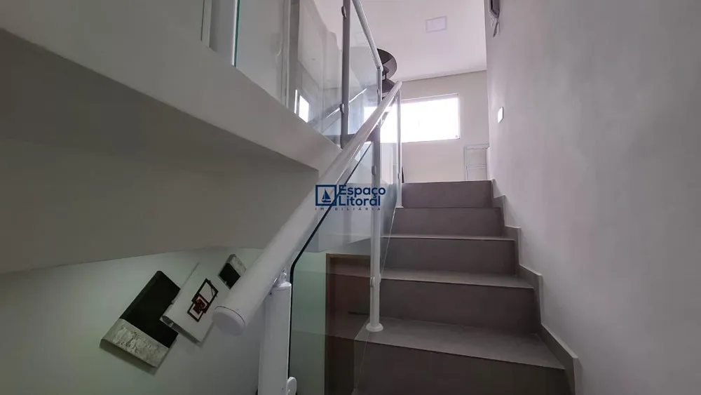 Cobertura, 3 quartos, 210 m² - Foto 6