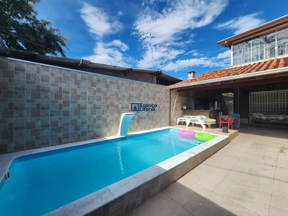 Casa, 4 quartos, 123 m² - Foto 1