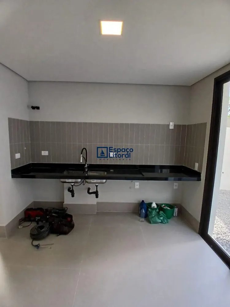Casa, 5 quartos, 176 m² - Foto 3