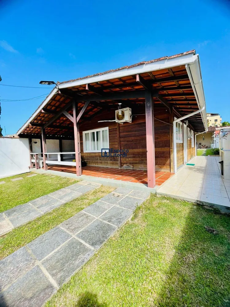 Casa, 2 quartos, 109 m² - Foto 1