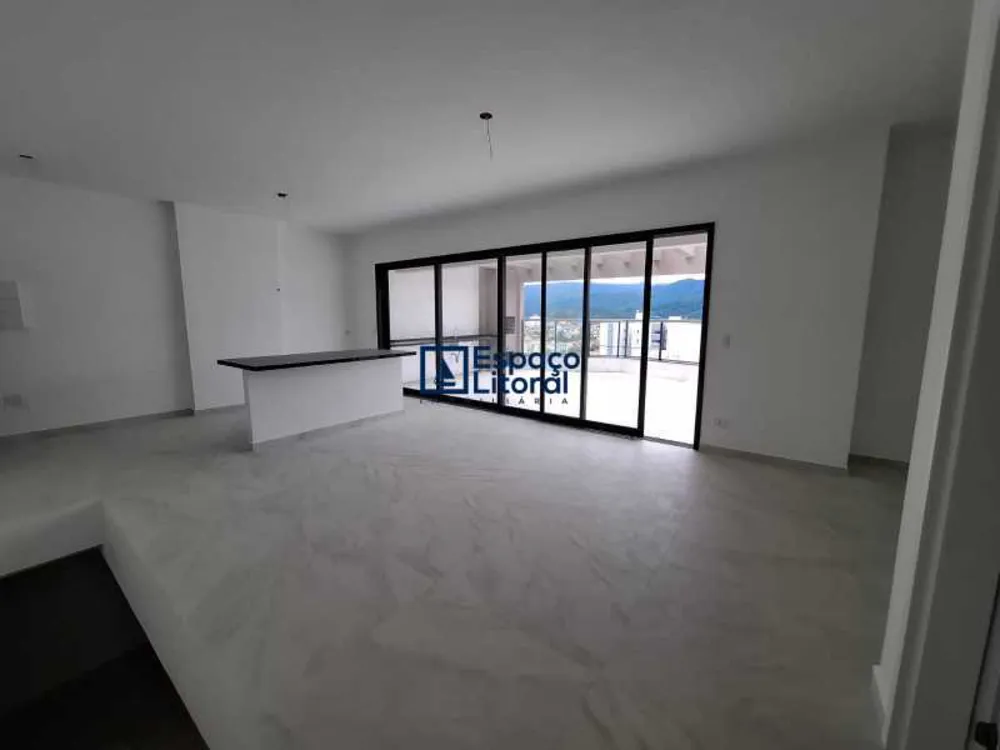Cobertura, 3 quartos, 202 m² - Foto 1