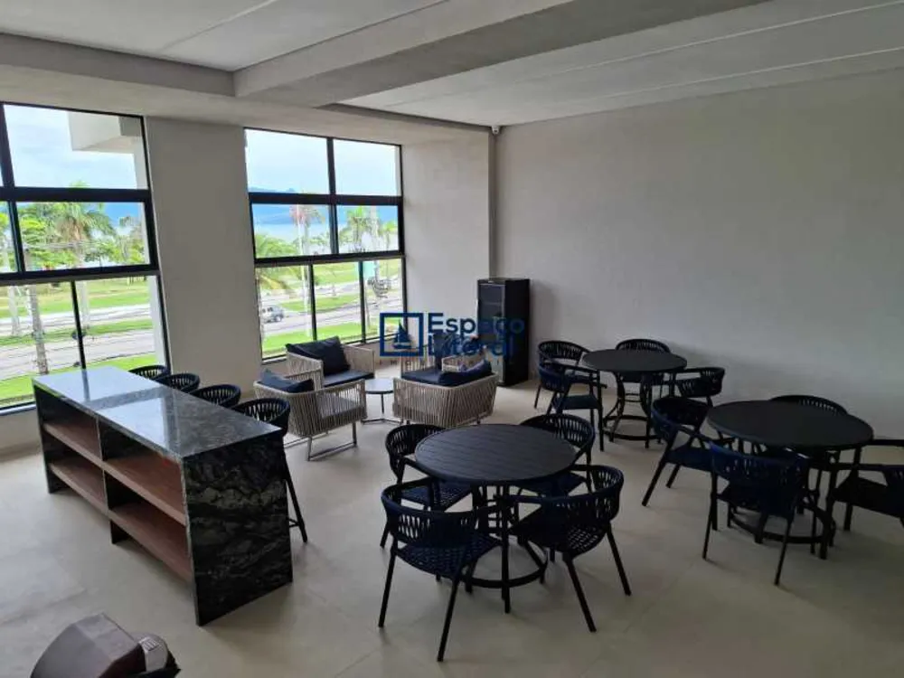 Cobertura, 3 quartos, 202 m² - Foto 12