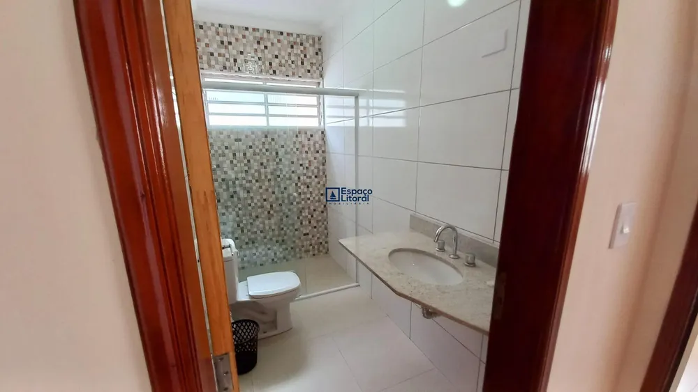 Casa, 5 quartos, 232 m² - Foto 2