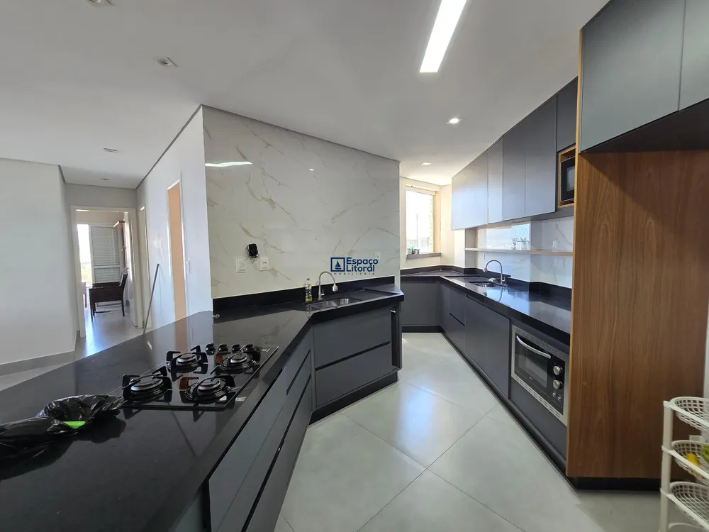 Apartamento, 3 quartos, 198 m² - Foto 9