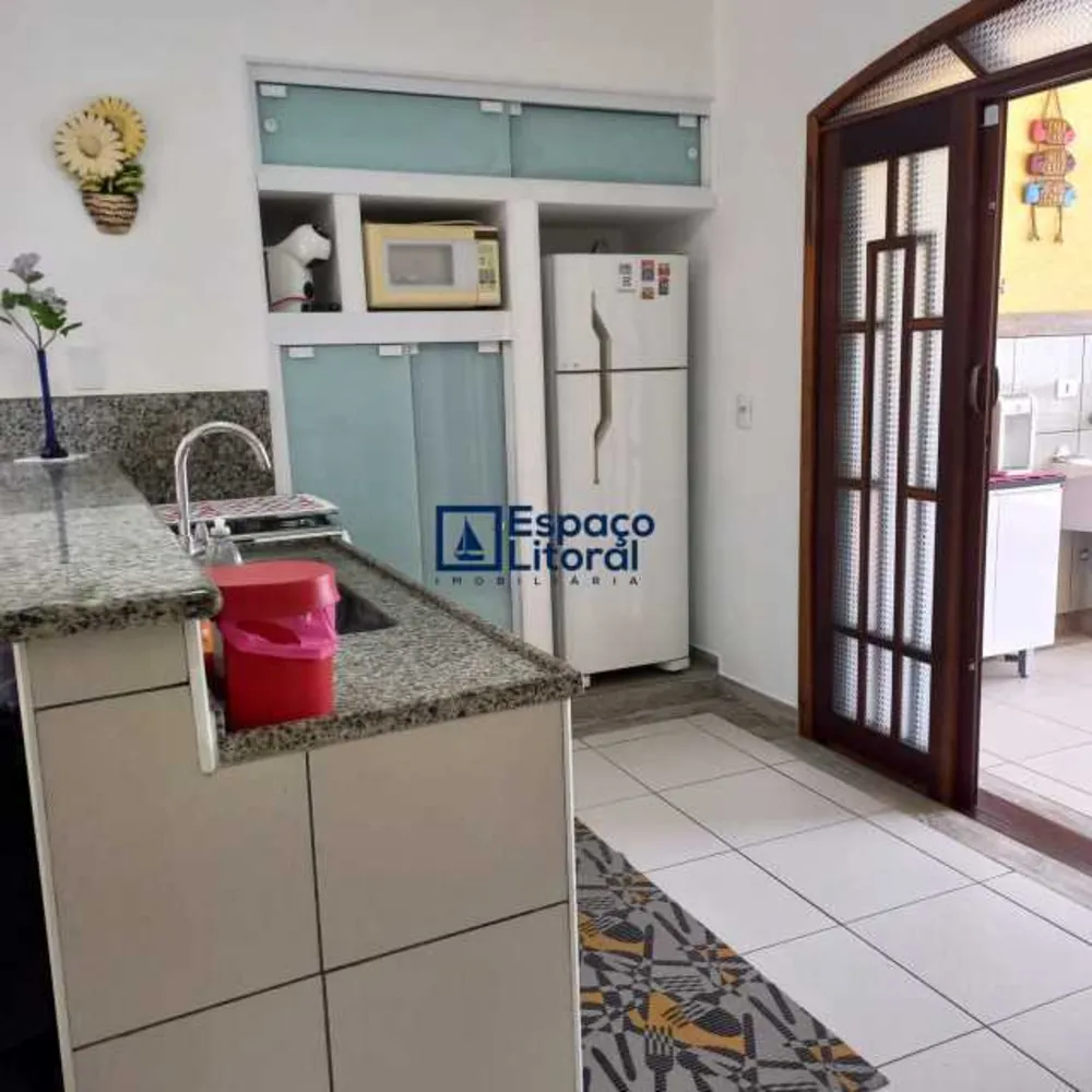 Casa, 4 quartos, 182 m² - Foto 2
