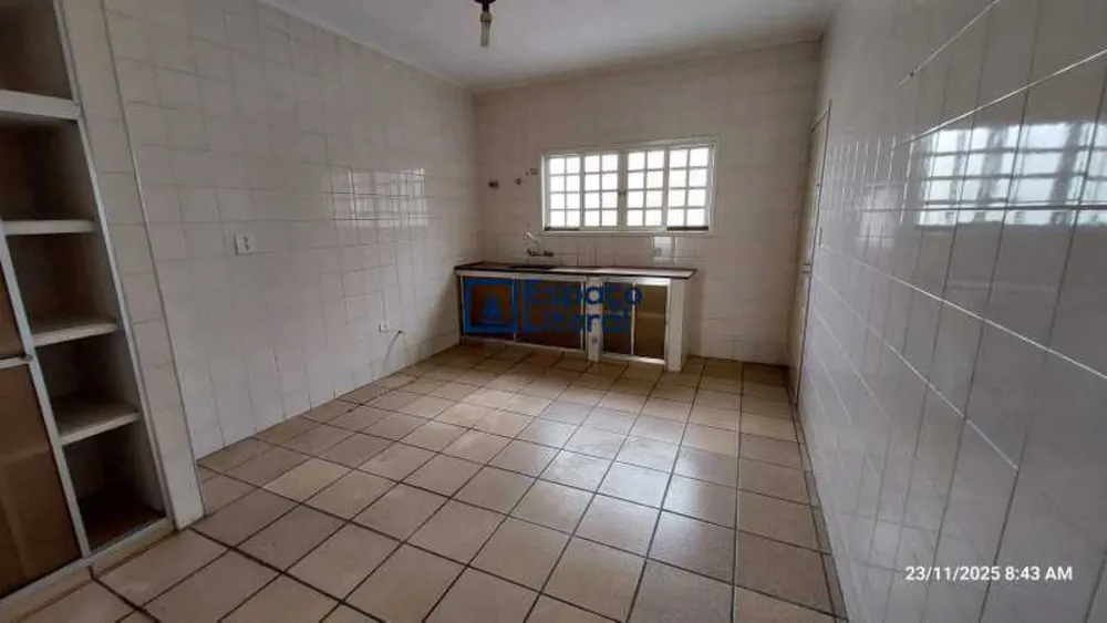 Casa, 3 quartos, 209 m² - Foto 9