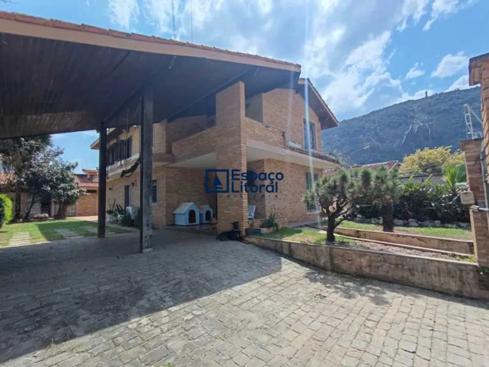 Casa, 8 quartos, 600 m² - Foto 1