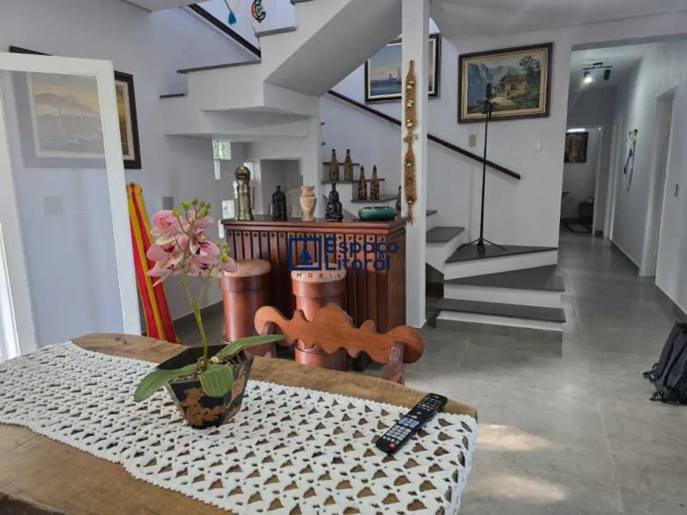 Casa, 6 quartos, 280 m² - Foto 10