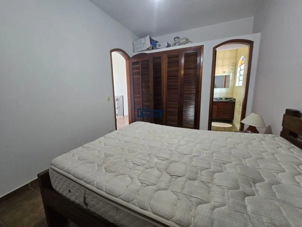 Casa, 4 quartos, 221 m² - Foto 8
