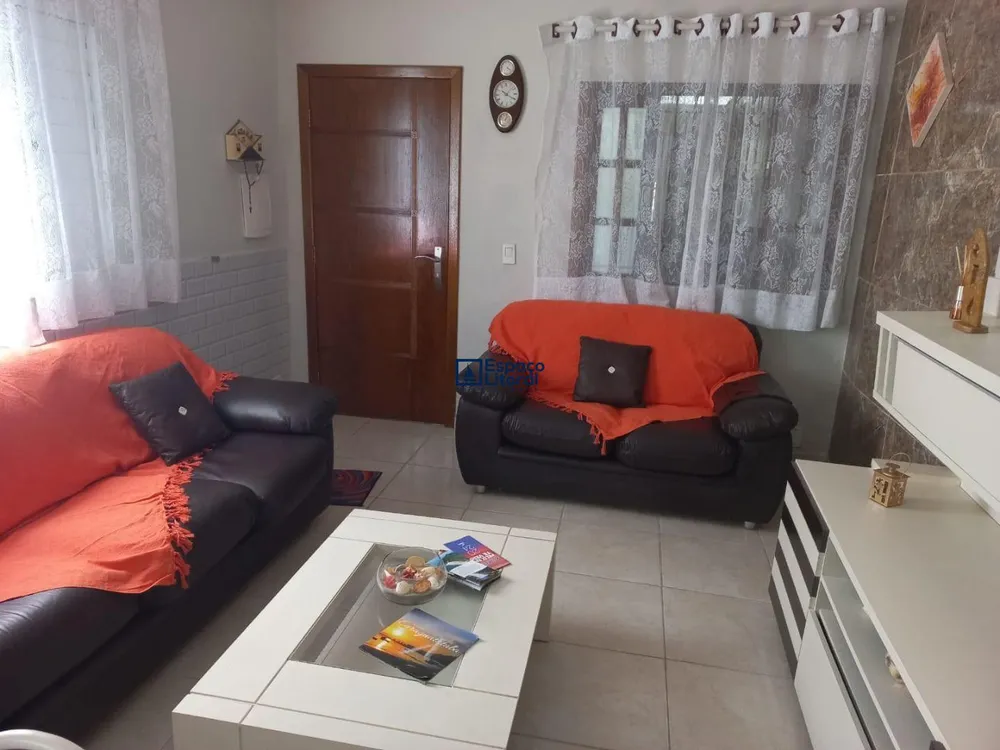 Casa, 3 quartos, 244 m² - Foto 4