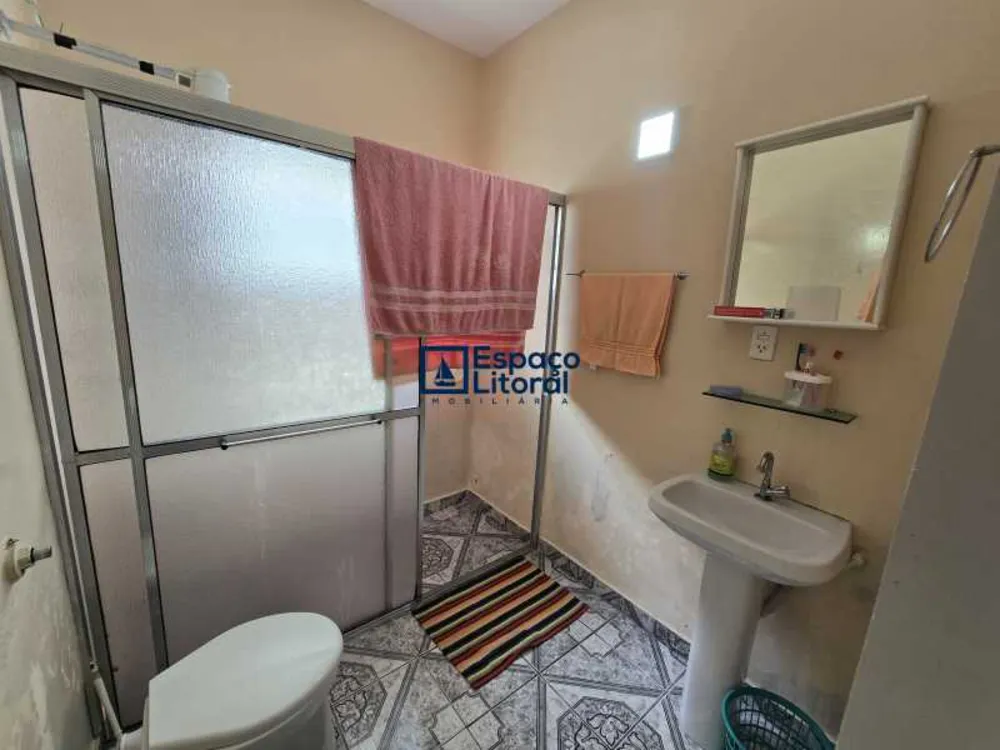 Casa, 5 quartos, 196 m² - Foto 2