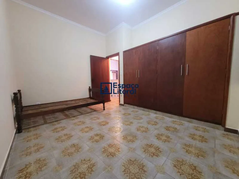 Casa, 4 quartos, 180 m² - Foto 1