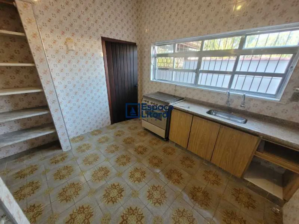 Casa, 4 quartos, 180 m² - Foto 2