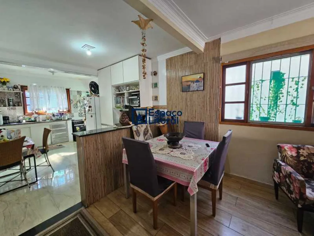 Casa, 3 quartos, 142 m² - Foto 7