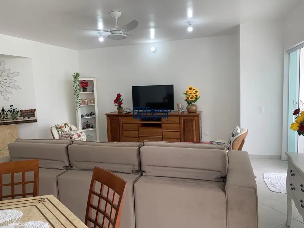Casa, 3 quartos, 236 m² - Foto 3